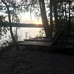 Antinkallio Lakeside Cape Nyaraló