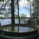 Nyaraló Antinkallio Lakeside Cape