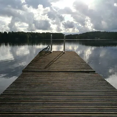Antinkallio Lakeside Cape