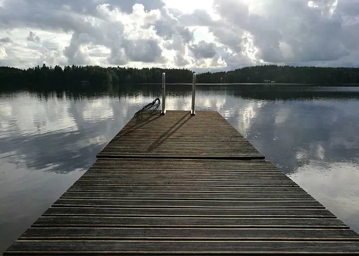 Antinkallio Lakeside Cape